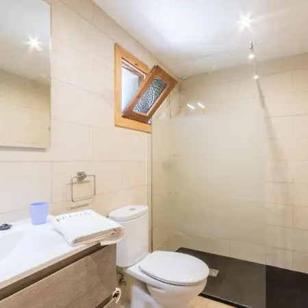 Sleeps 6 With Pool And Wifi Villa Pollenca