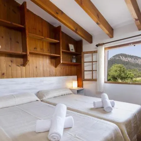 Sleeps 6 With Pool And Wifi
