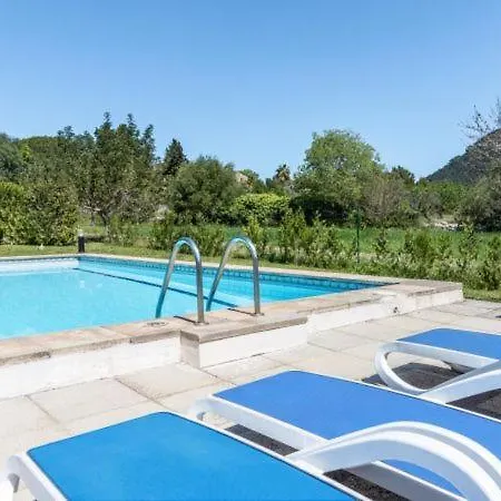 Villa Sleeps 6 With Pool And Wifi *